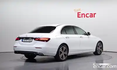 Mercedes-Benz E-Class 2021 2.0 Автомат в Москве № 161046, миниатюра 9