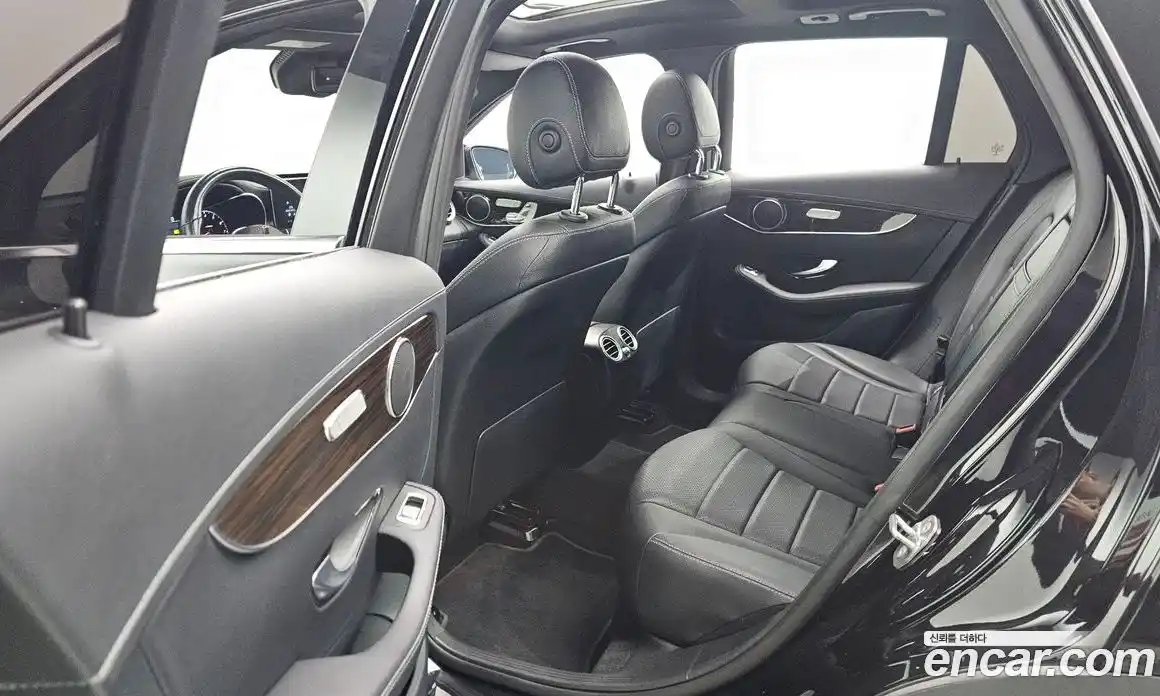 Mercedes-Benz GLC-Class 2020 2.0 Автомат в Москве № 161066, фото 18