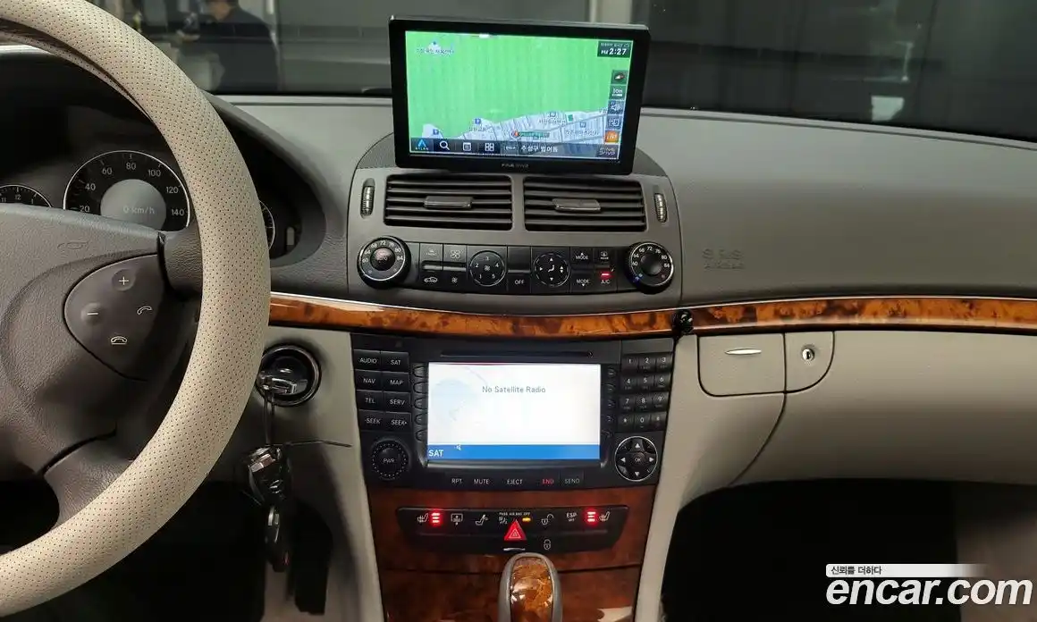 Mercedes-Benz E-Class 2006 3.5 Автомат в Москве № 161666, фото 13