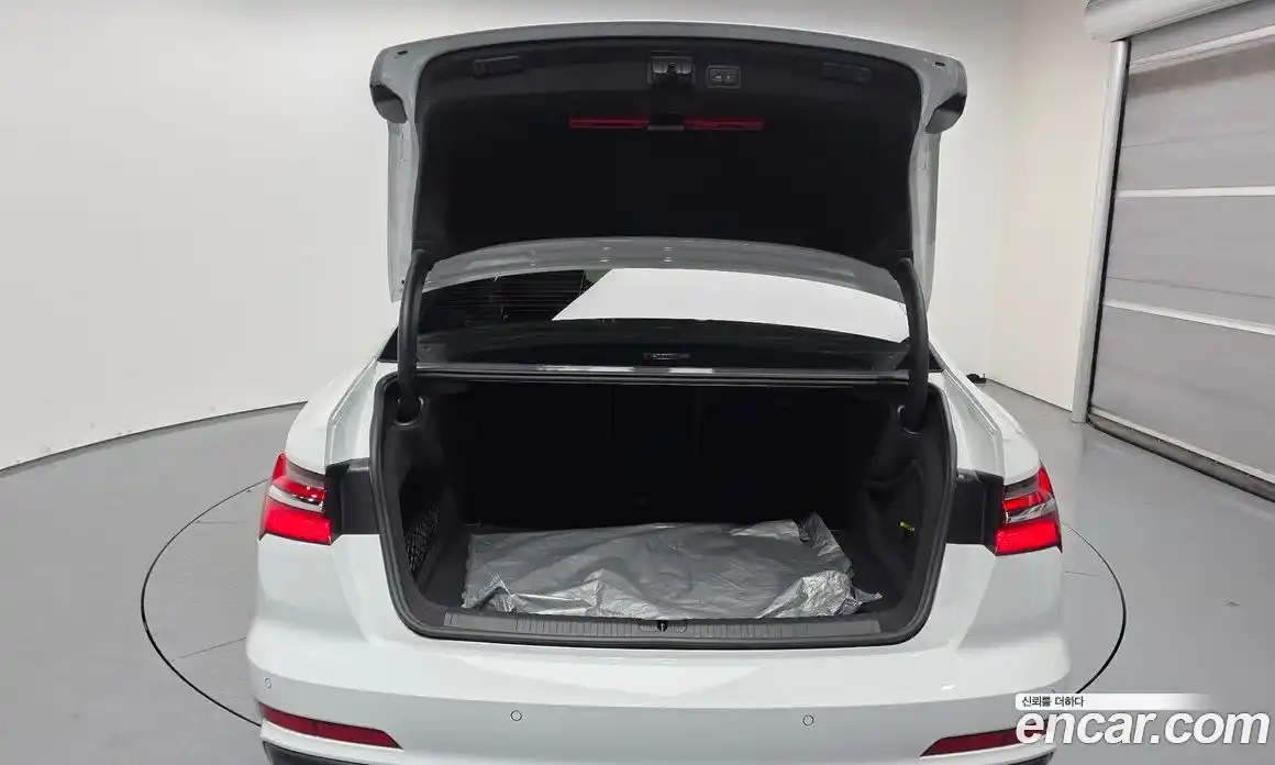 Audi A6 2023 2.0 Автомат в Москве № 162785, фото 20