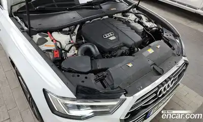 Audi A6 2022 2.0 Автомат в Москве № 163601, миниатюра 2