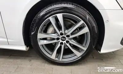 Audi A6 2022 2.0 Автомат в Москве № 163601, миниатюра 6