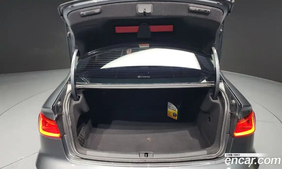 Audi A3 2015 2.0 Автомат в Москве № 163655, фото 14