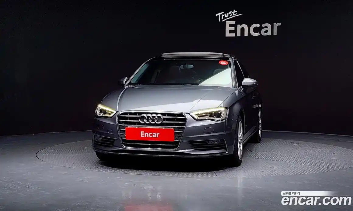 Audi A3 2015 2.0 Автомат в Москве № 163655, фото 3