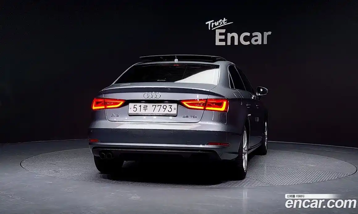 Audi A3 2015 2.0 Автомат в Москве № 163655, фото 5