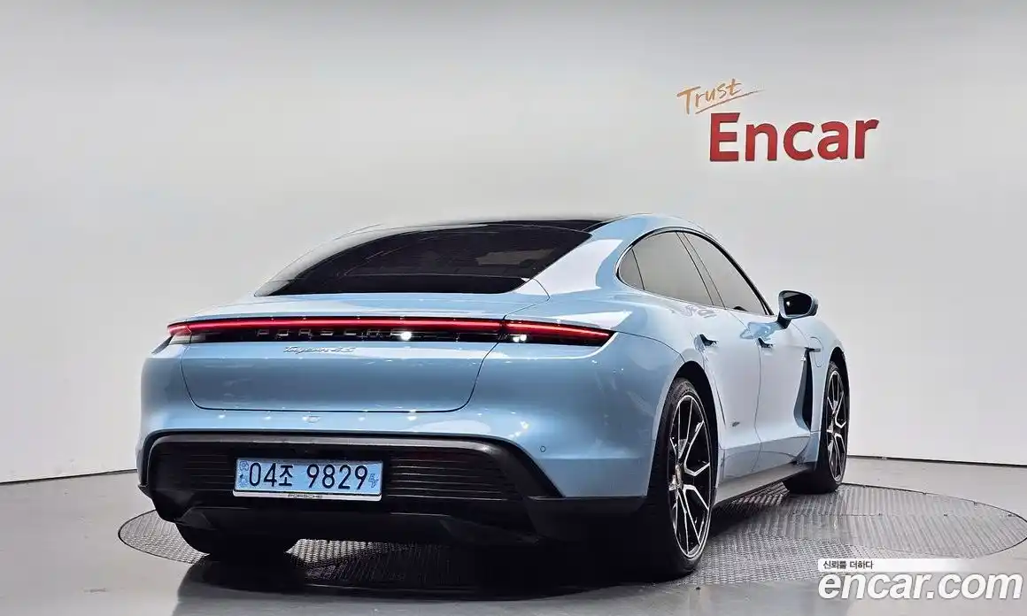 Porsche Taycan 2024 0.1 Автомат в Москве № 164956, фото 17