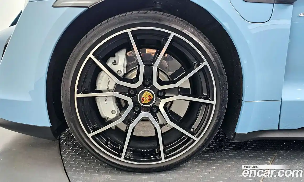 Porsche Taycan 2024 0.1 Автомат в Москве № 164956, фото 19