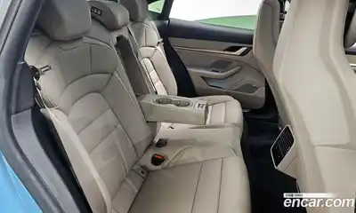 Porsche Taycan 2024 0.1 Автомат в Москве № 164956, миниатюра 5