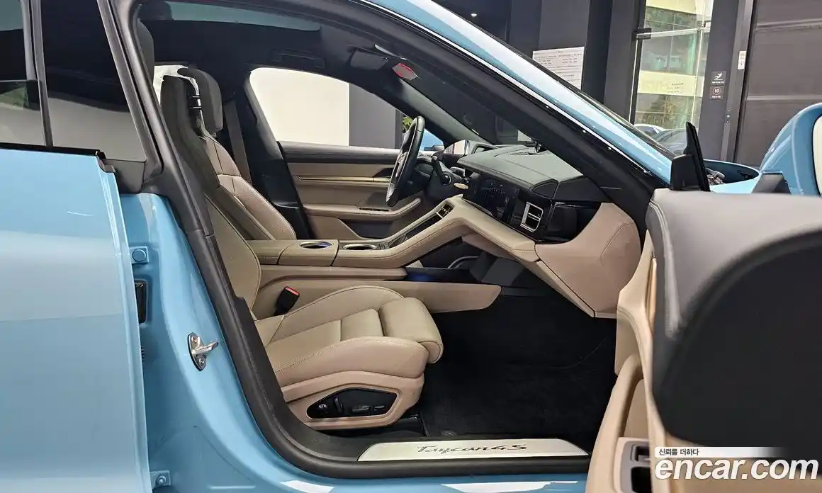 Porsche Taycan 2024 0.1 Автомат в Москве № 164956, фото 9