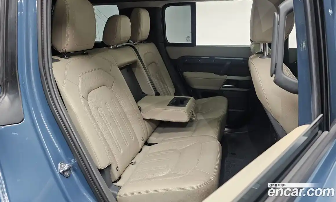 Land Rover Defender 2022 3.0 Автомат в Москве № 166235, фото 12