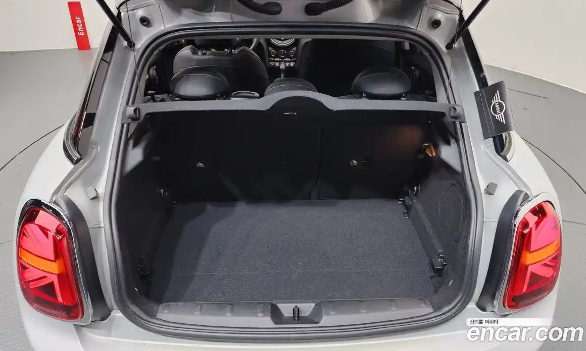 Mini Cooper 2019 2.0 Автомат в Москве № 167020, фото 15