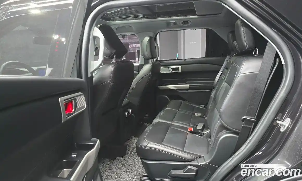 Ford Explorer 2023 2.3 Автомат в Москве № 170845, фото 14