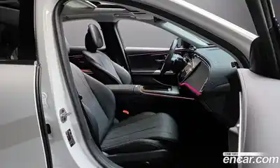 Mercedes-Benz E-Class, 2024