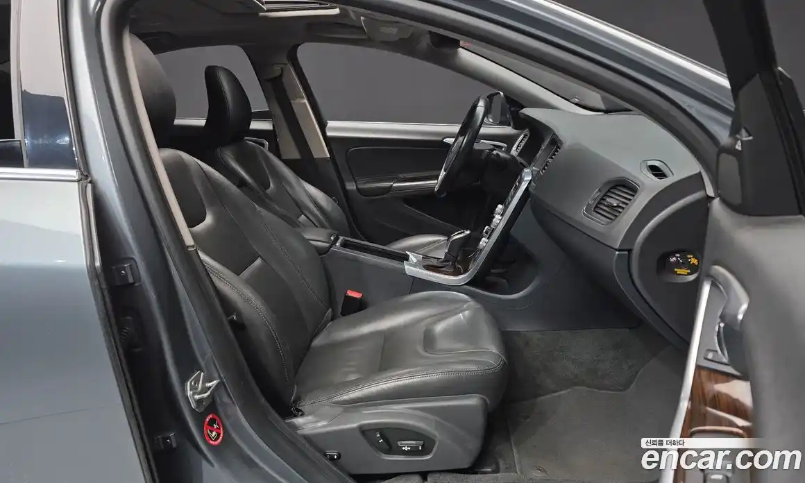 Volvo S60 2018 2.0 Автомат в Москве № 172391, фото 16