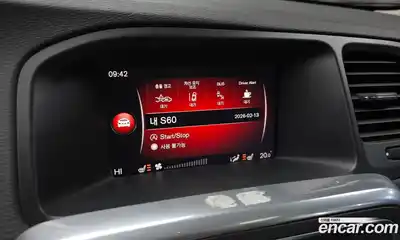 Volvo S60 2018 2.0 Автомат в Москве № 172391, миниатюра 2
