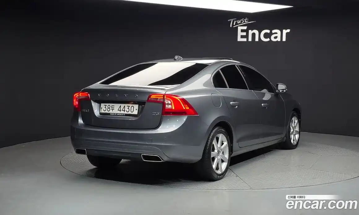 Volvo S60 2018 2.0 Автомат в Москве № 172391, фото 5