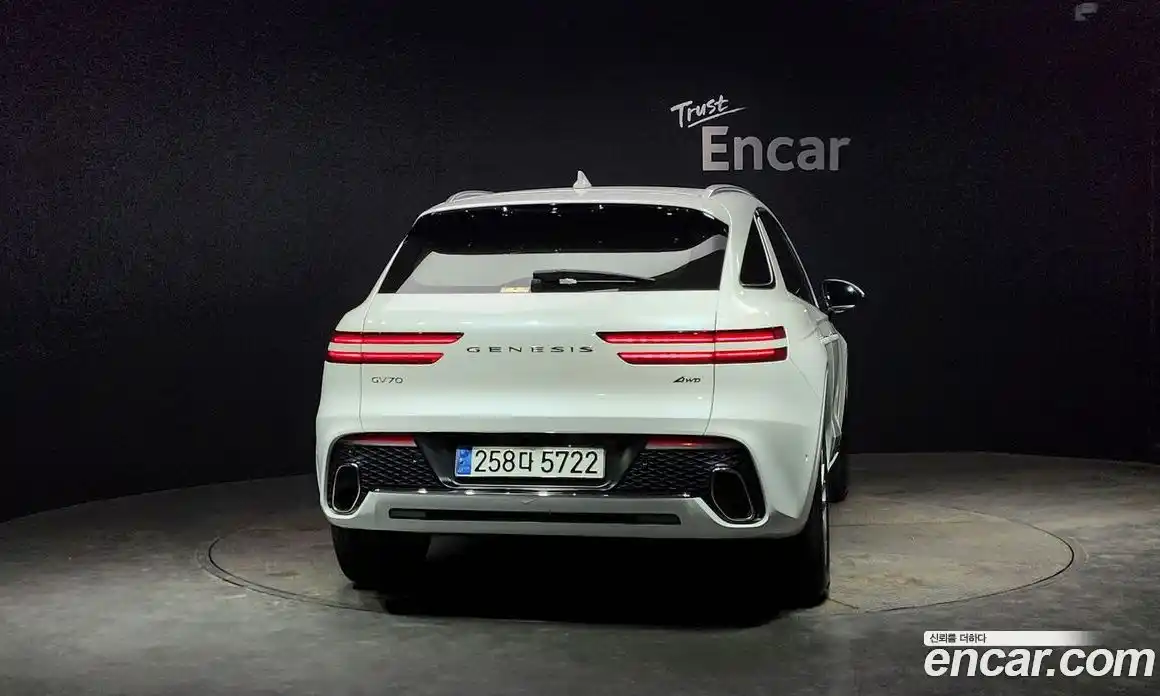 Genesis GV70 2024 2.5 Автомат в Москве № 17346, фото 12
