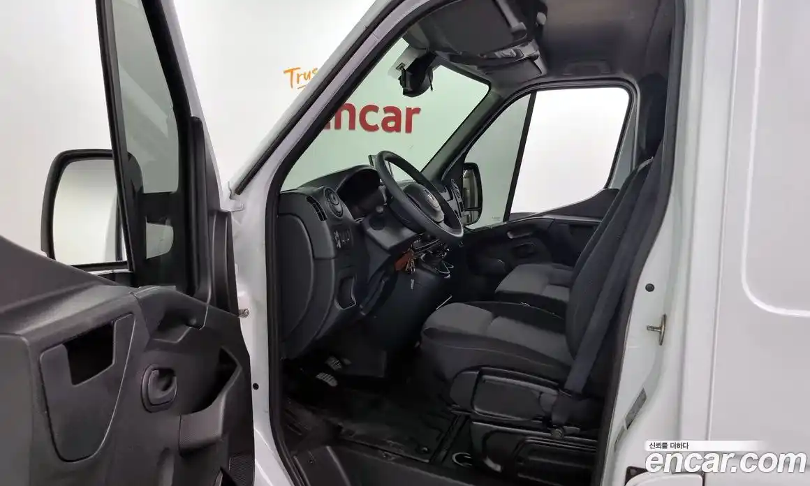 Renault Master 2019 2.3 Механическая в Москве № 177549, фото 2