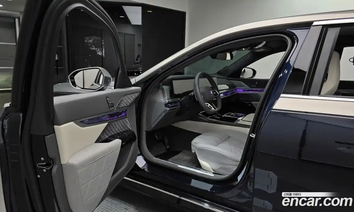 BMW 7-Series 2025 3.0 Автомат в Москве № 187054, фото 12