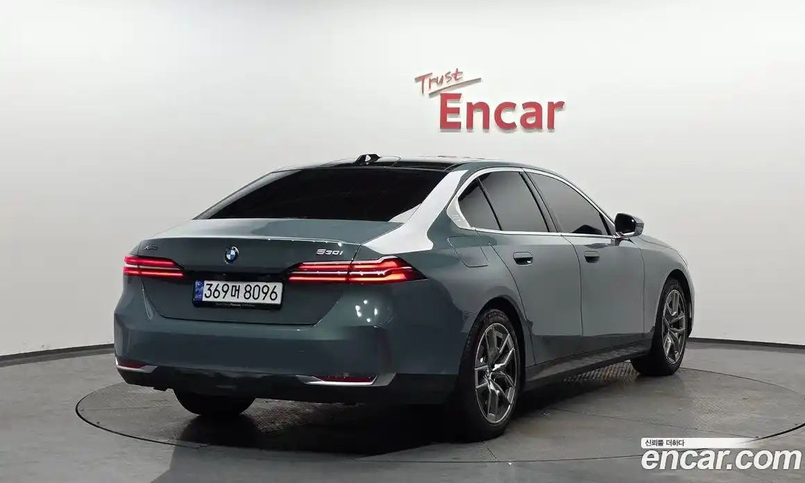 BMW 5-Series 2024 2.0 Автомат в Москве № 188737, фото 3