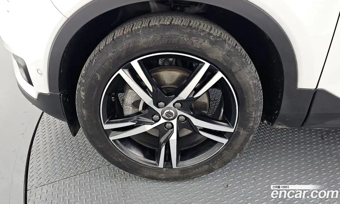 Volvo XC40 2019 2.0 Автомат в Москве № 189377, фото 5