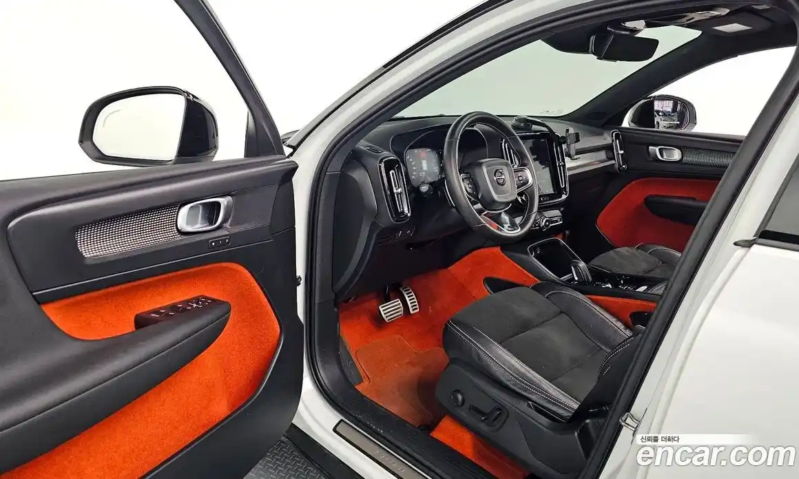 Volvo XC40 2019 2.0 Автомат в Москве № 189377, фото 6