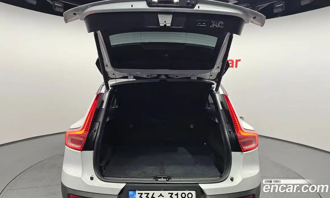 Volvo XC40 2019 2.0 Автомат в Москве № 189377, фото 8