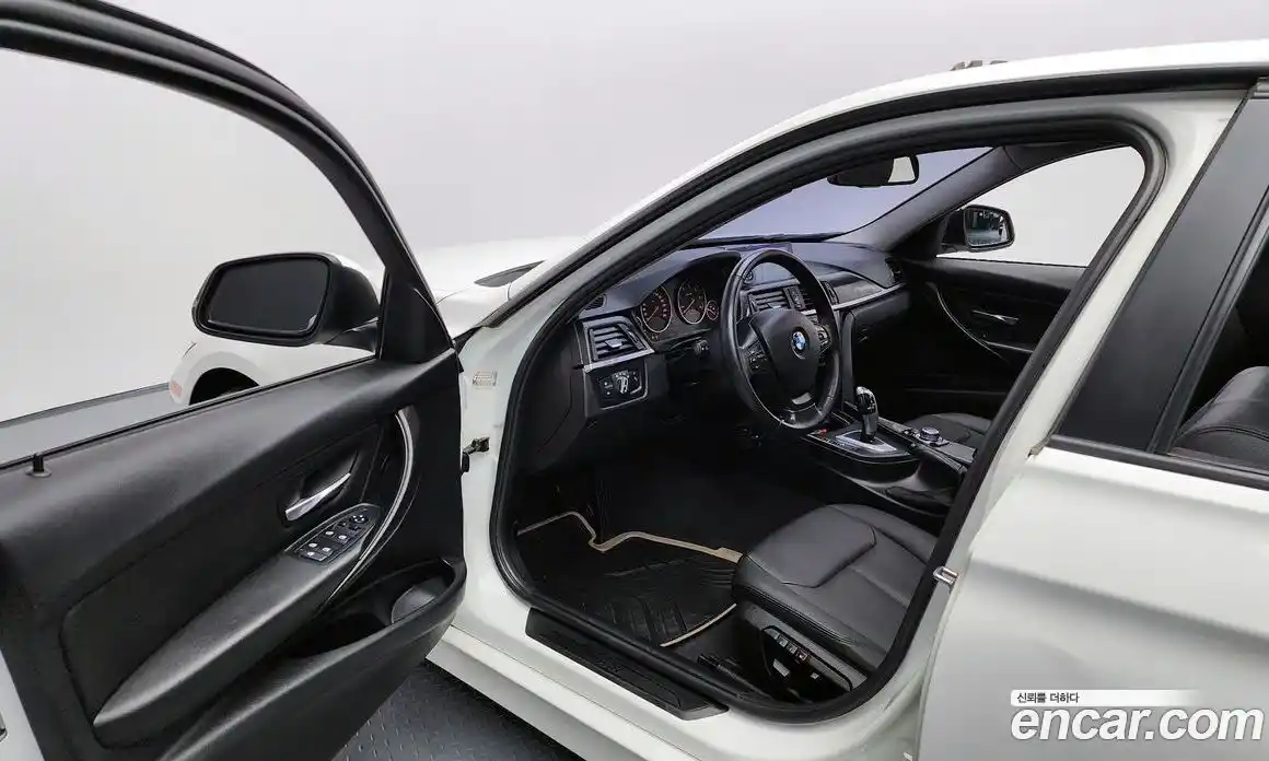 BMW 3-Series 2013 2.0 Автомат в Москве № 192836, фото 9