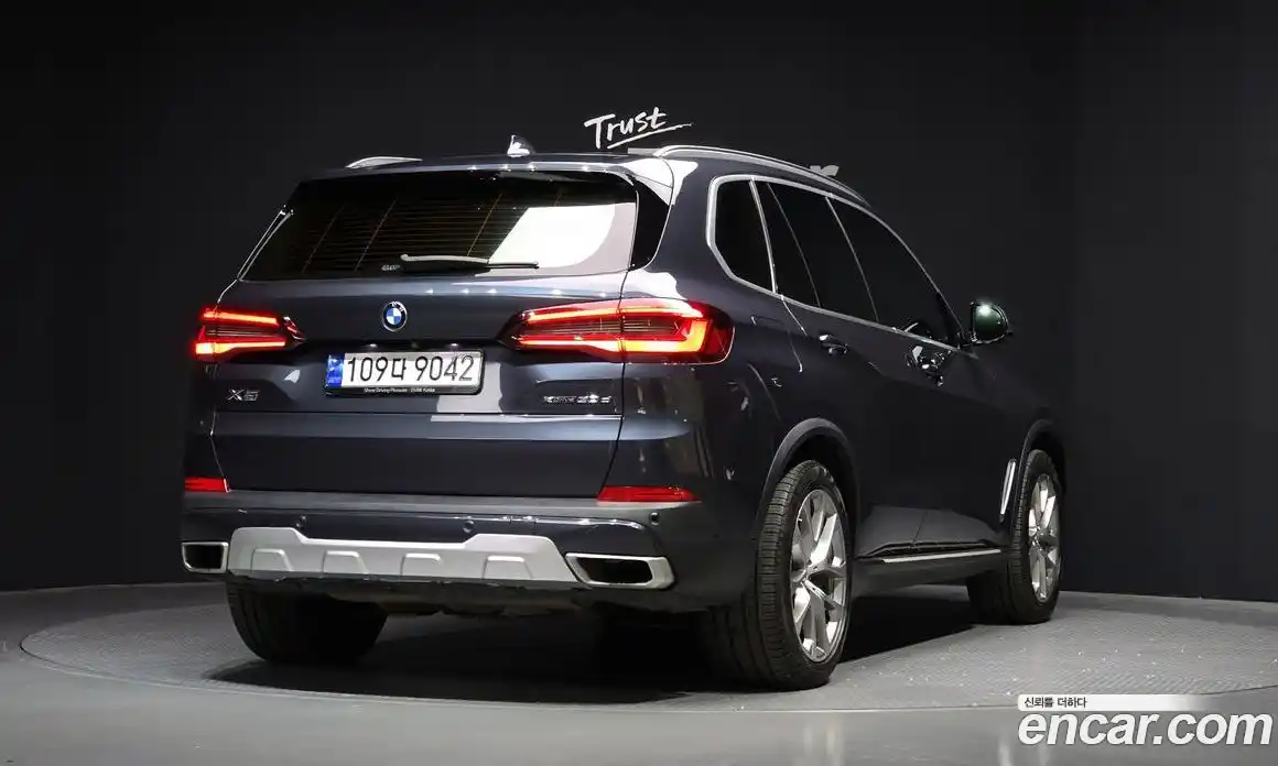 BMW X5 2021 3.0 Автомат в Москве № 193188, фото 1