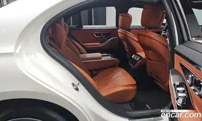 Mercedes-Benz S-Class 2022 2.9 Автомат в Москве № 193788, миниатюра 3