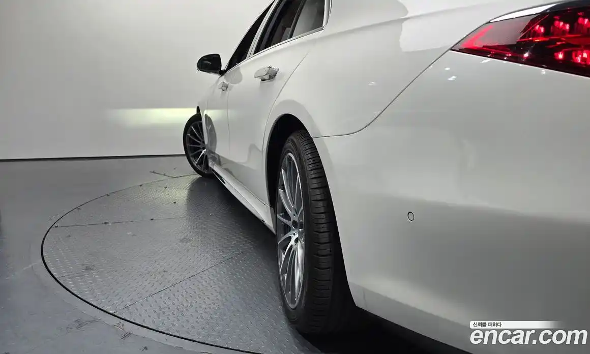 Mercedes-Benz S-Class 2022 2.9 Автомат в Москве № 194080, фото 17