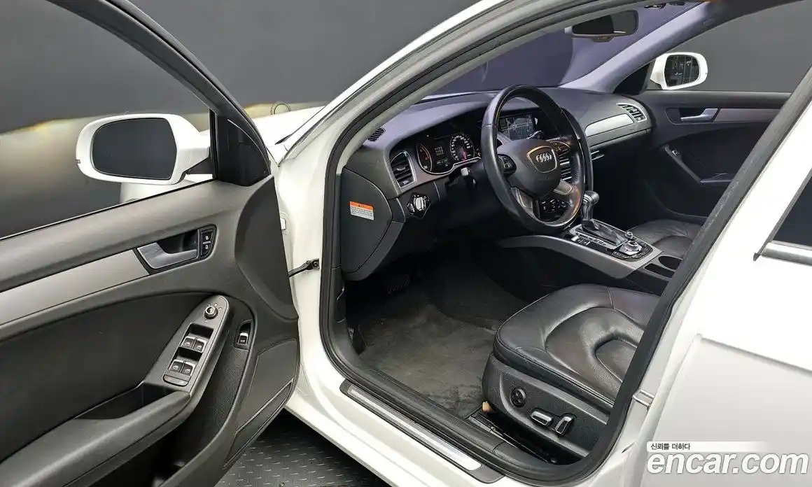 Audi A4 2015 2.0 Автомат в Москве № 196369, фото 12