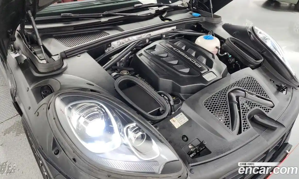 Porsche Macan 2015 3.0 Автомат в Москве № 197514, фото 19