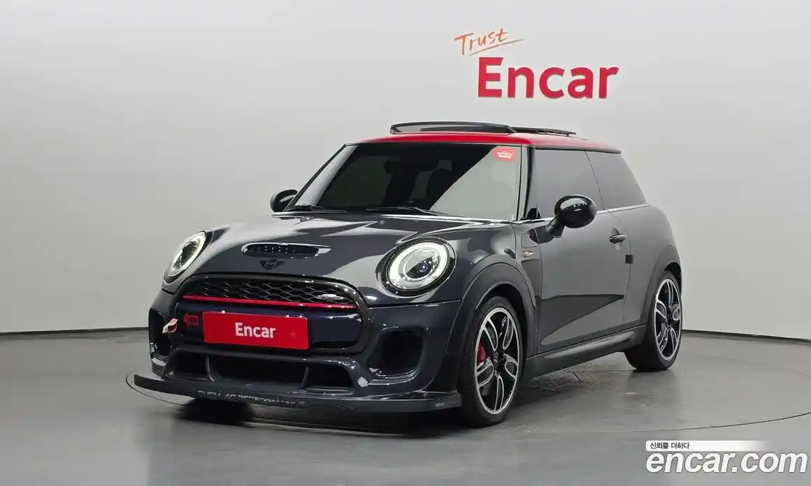 Mini Cooper 2018 2.0 Автомат в Москве № 198357, фото 14