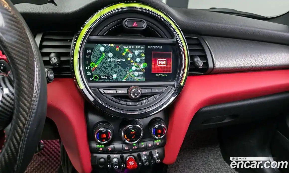 Mini Cooper 2018 2.0 Автомат в Москве № 198357, фото 15