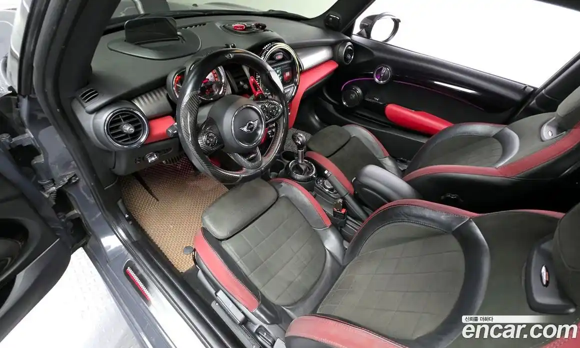 Mini Cooper 2018 2.0 Автомат в Москве № 198357, фото 6