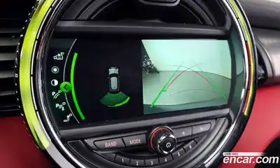 Mini Cooper 2018 2.0 Автомат в Москве № 198357, миниатюра 9