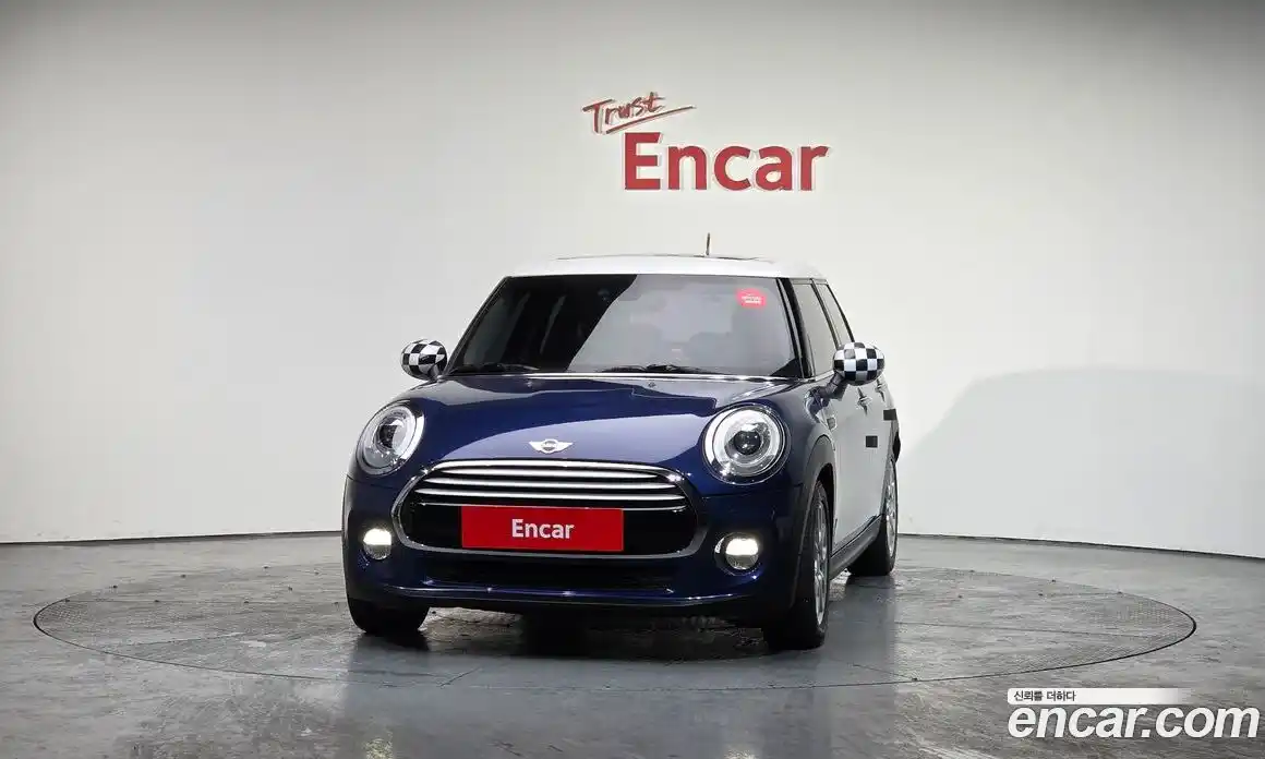 Mini Cooper 2015 1.5 Автомат в Москве № 200776, фото 18