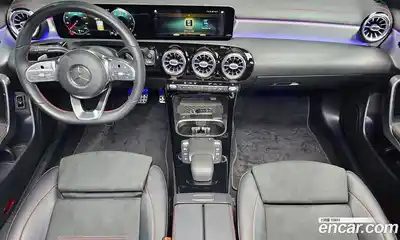 Mercedes-Benz CLA-Class 2020 2.0 Автомат в Москве № 203756, миниатюра 3