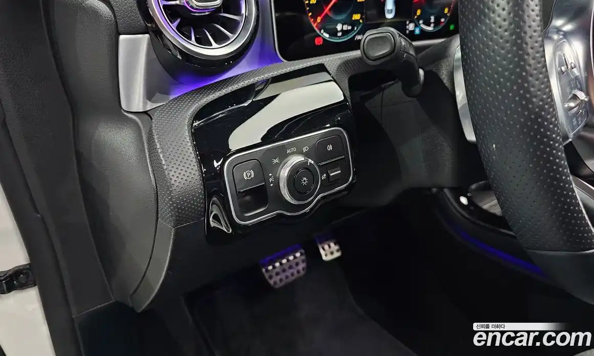 Mercedes-Benz CLA-Class 2020 2.0 Автомат в Москве № 203756, фото 7