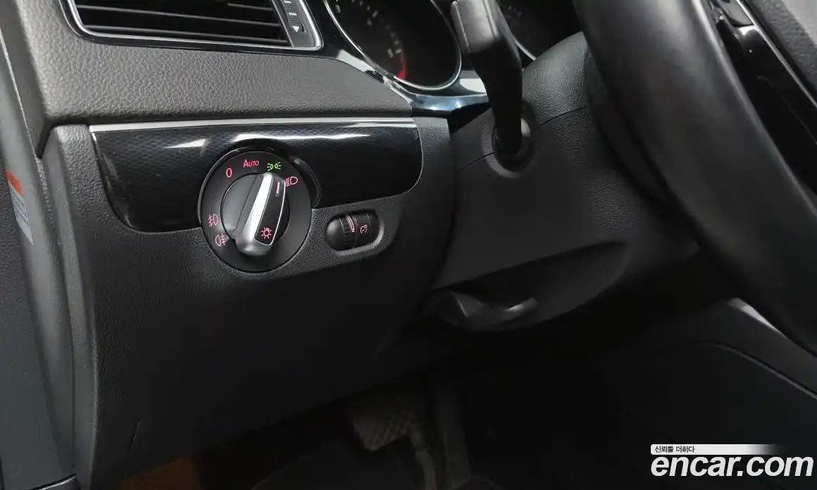 Volkswagen Jetta 2015 2.0 Автомат в Москве № 205077, фото 3