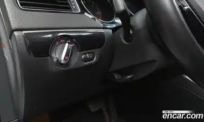 Volkswagen Jetta 2015 2.0 Автомат в Москве № 205077, миниатюра 3