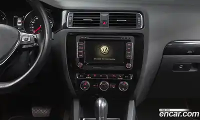 Volkswagen Jetta 2015 2.0 Автомат в Москве № 205077, миниатюра 4