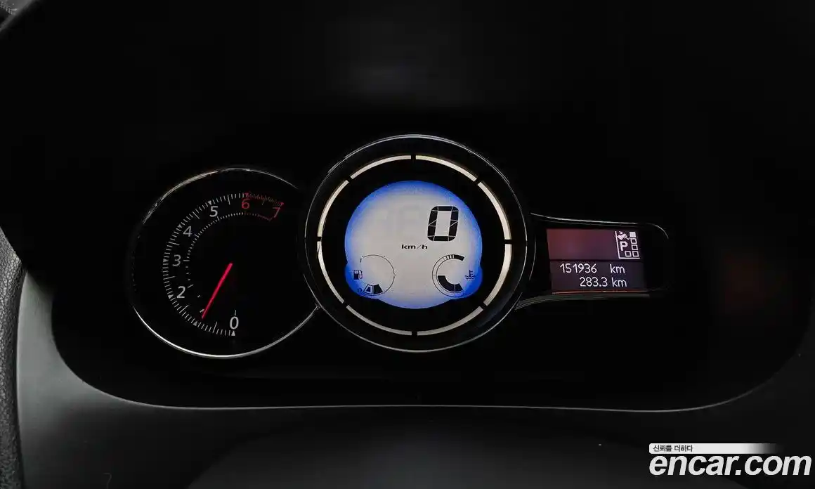 Renault SM3 2015 1.6 Автомат в Москве № 208930, фото 15