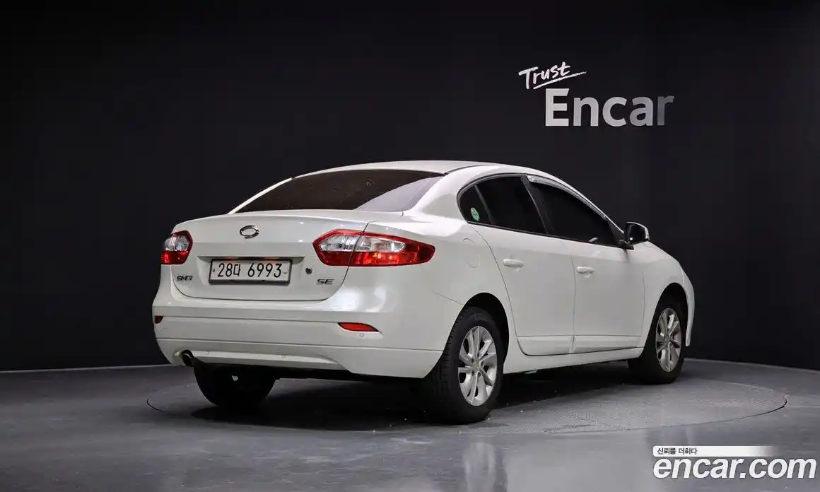 Renault SM3 2015 1.6 Автомат в Москве № 208930, фото 16