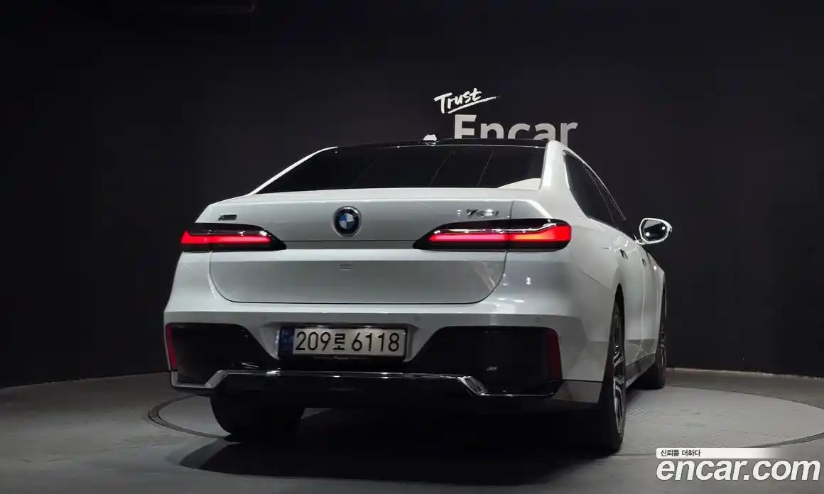 BMW 7-Series 2024 3.0 Автомат в Москве № 210668, фото 12