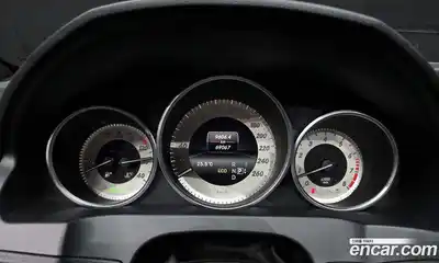 Mercedes-Benz E-Class 2016 2.0 Автомат в Москве № 211992, миниатюра 11