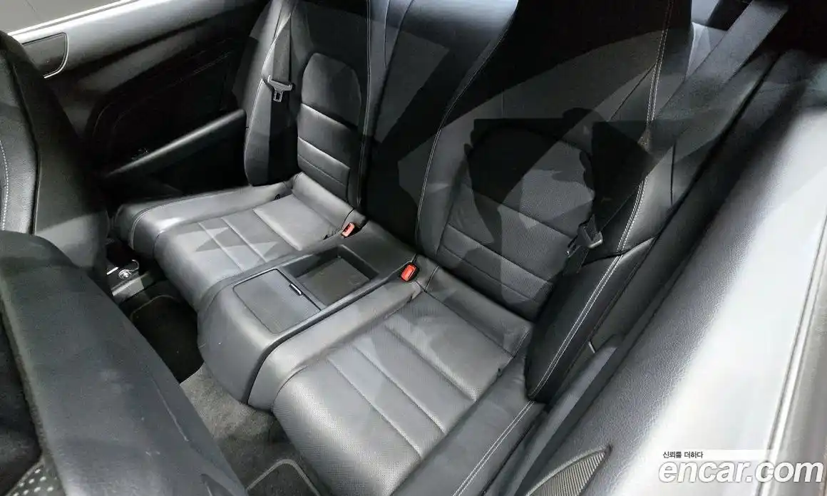 Mercedes-Benz E-Class 2016 2.0 Автомат в Москве № 211992, фото 6