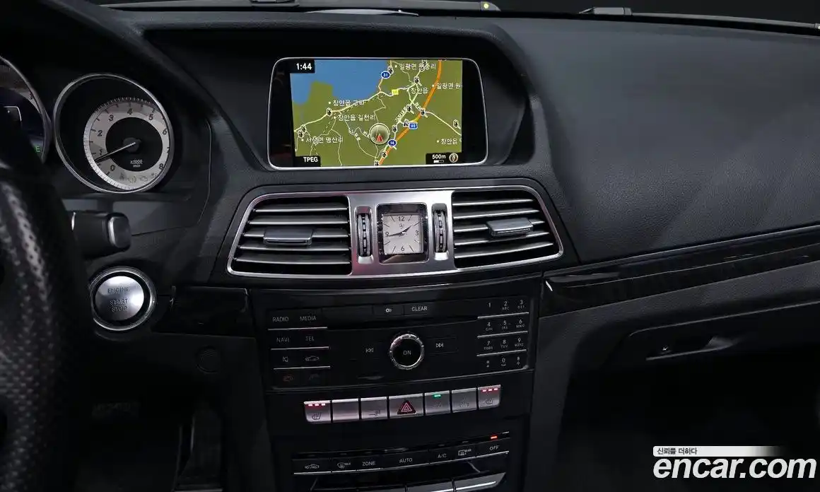 Mercedes-Benz E-Class 2016 2.0 Автомат в Москве № 211992, фото 9