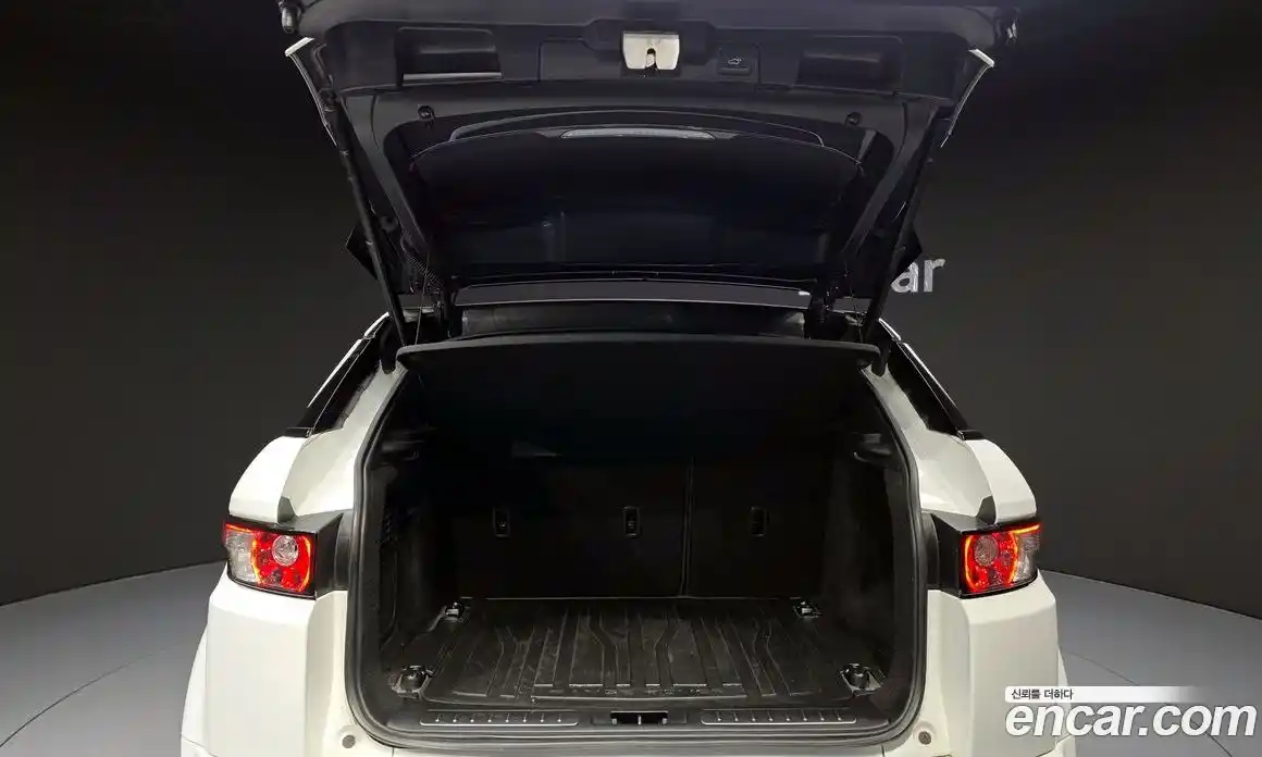 Land Rover Range-Rover Evoque 2012 2.0 Автомат в Москве № 213839, фото 2